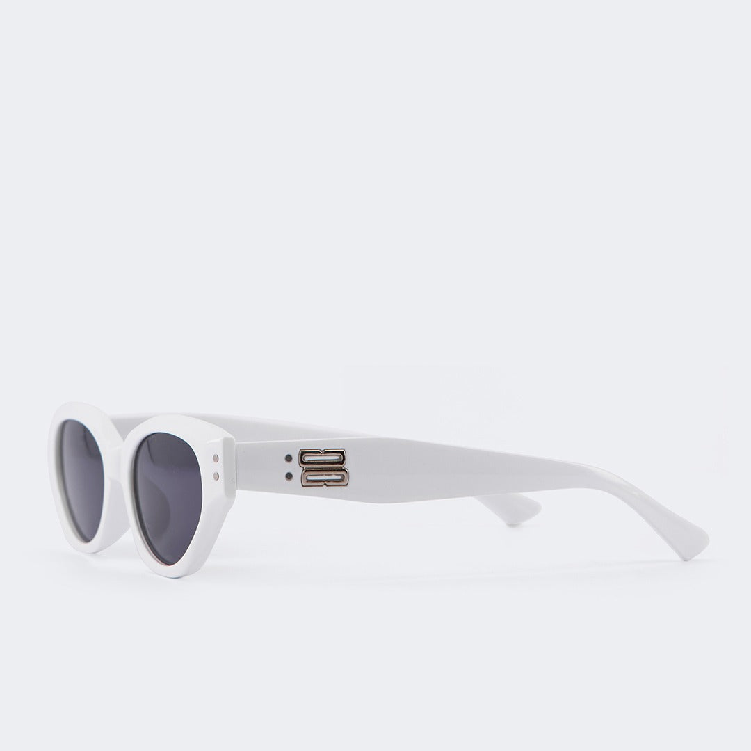 Hope Oval Sunglasses Off White