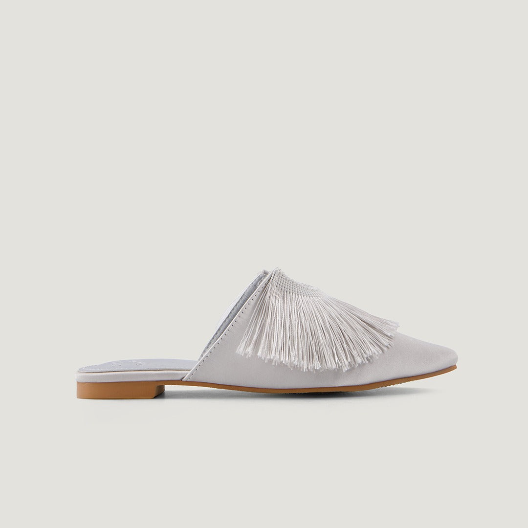 Pointed Toe Tassel Mules Grey