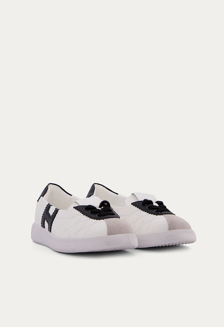 Contrast Flat Shoes with Lace Up Details