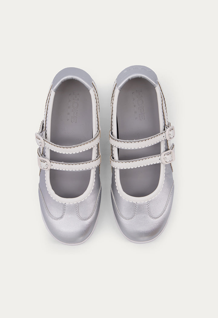 Contrast Flat Shoes