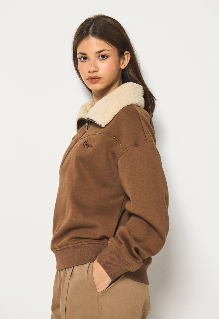 Hope Fleece Quilted Sweatshirt Brown
