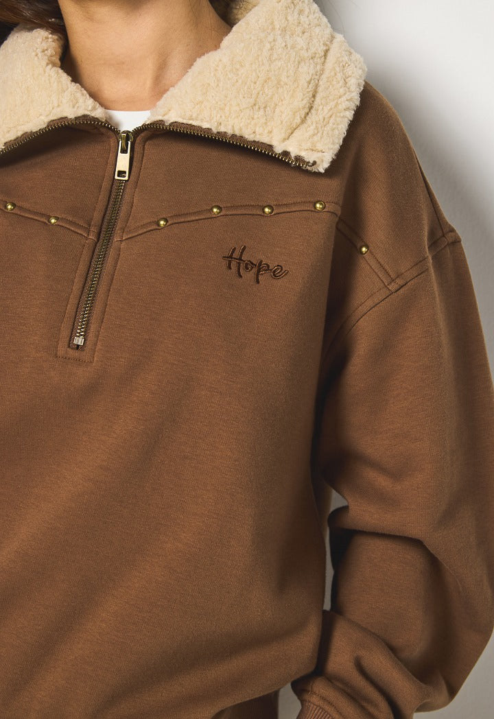Hope Fleece Quilted Sweatshirt Brown