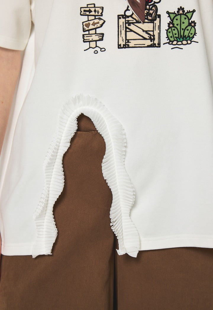 Hope Kuromi Fleece Detailed T-Shirt Off White