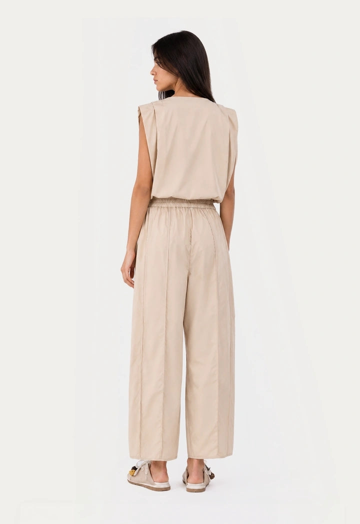 Seam-Detailed Barrel Fit Trousers