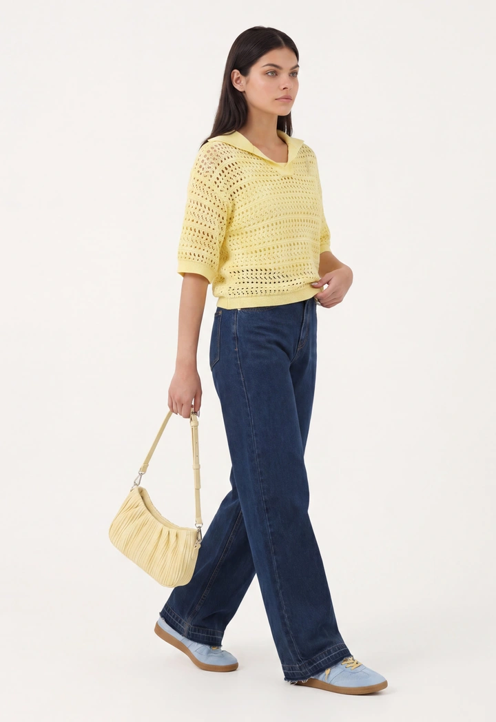 Cutwork Knitted T-Shirt with Inner Top