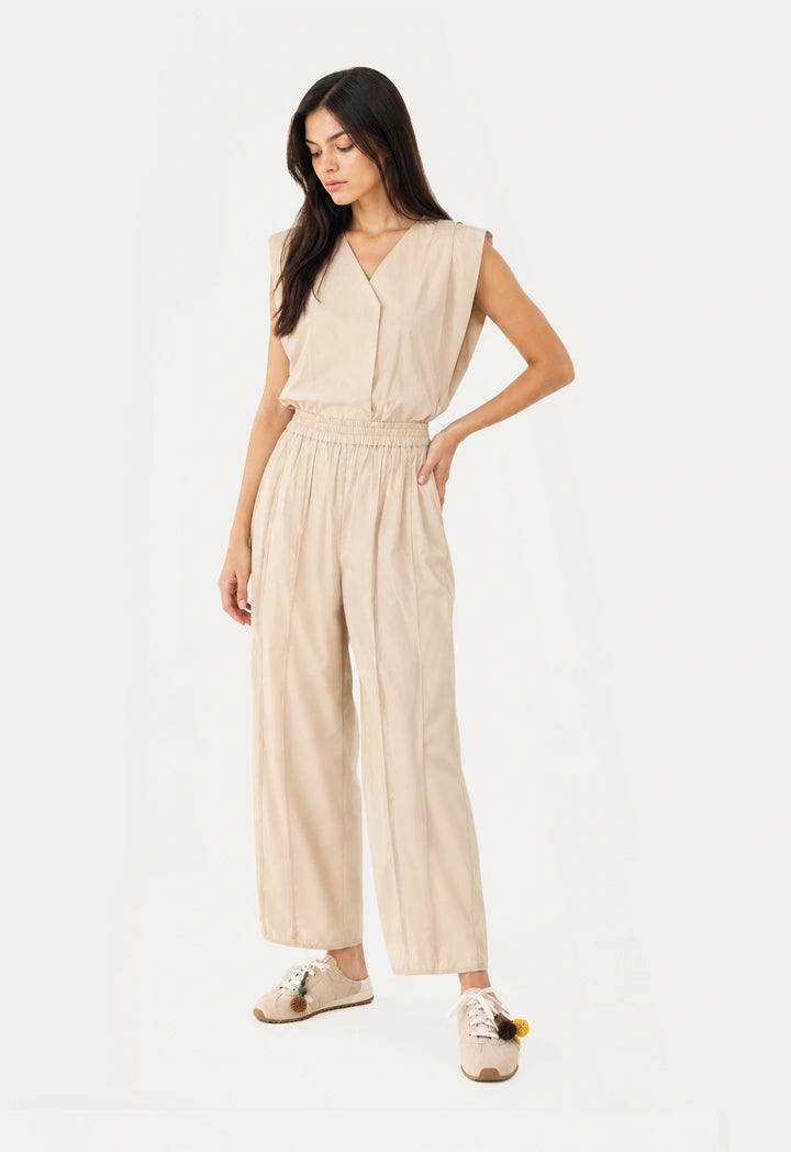 Seam-Detailed Barrel Fit Trousers
