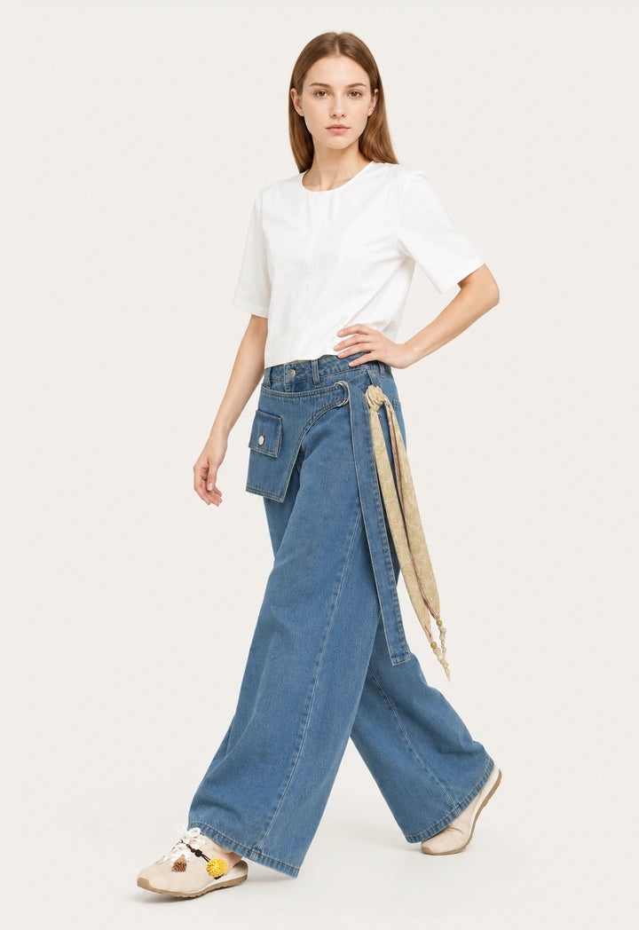 Wide-Leg Jeans with Belt Details