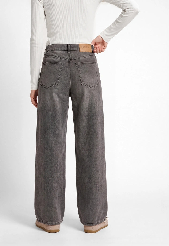 Classic Wide-Leg Jeans