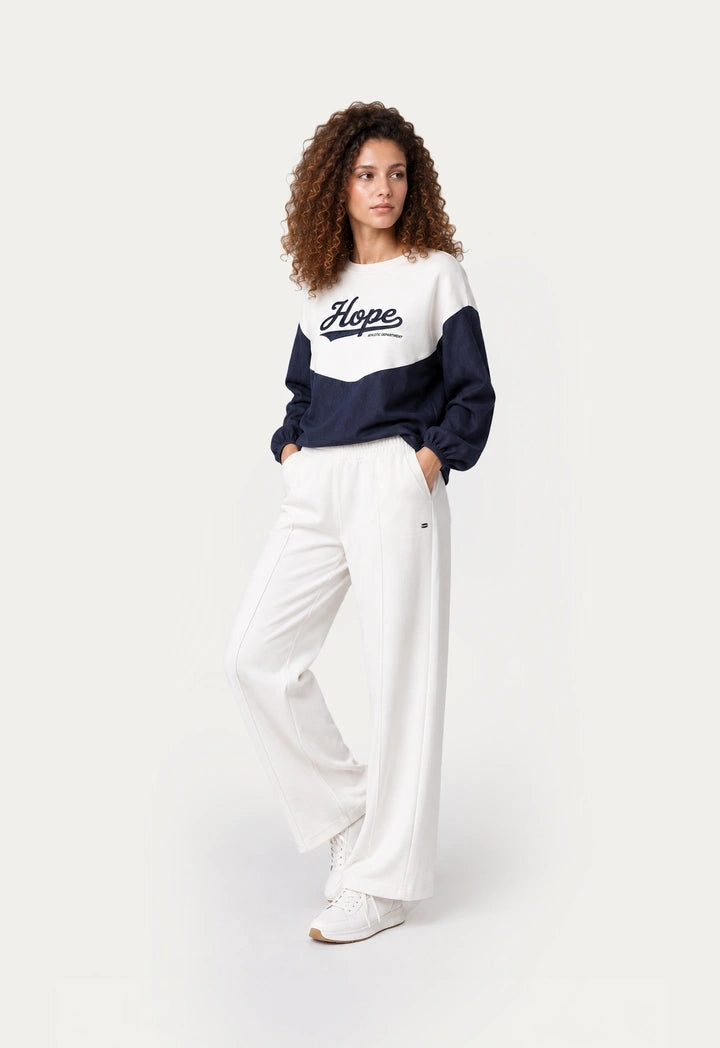 Sporty Wide-Leg Trousers