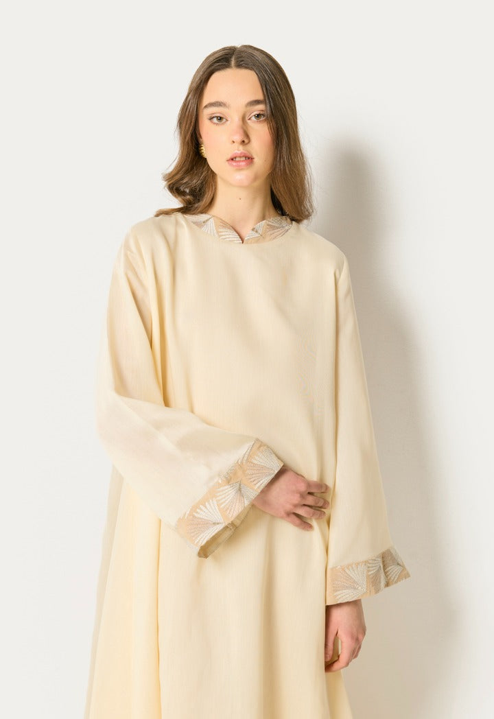 Contrast Embroidered Back Kaftan Beige