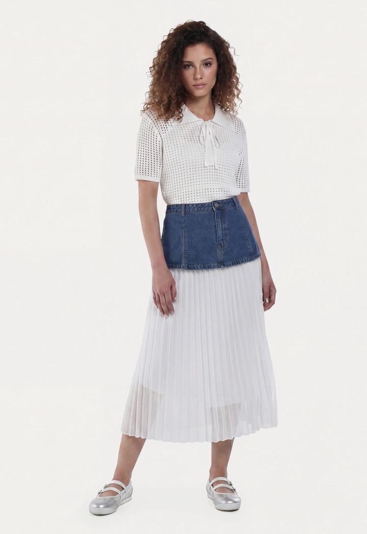 Cutwork Knitted Solid T-Shirt