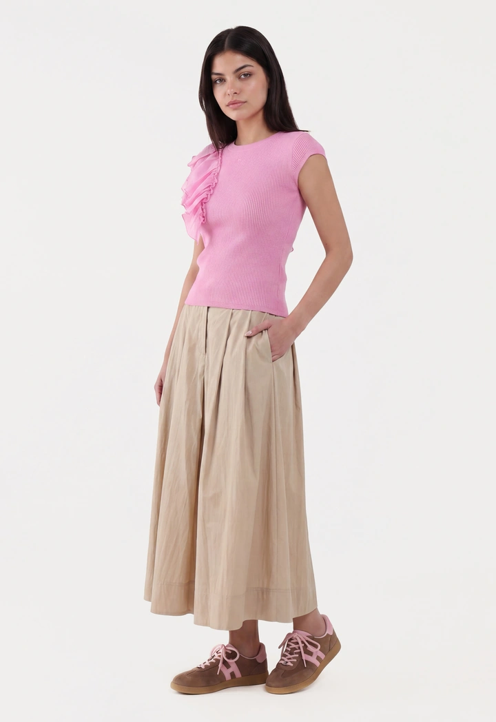Ruffled Ribbed Knitted Top