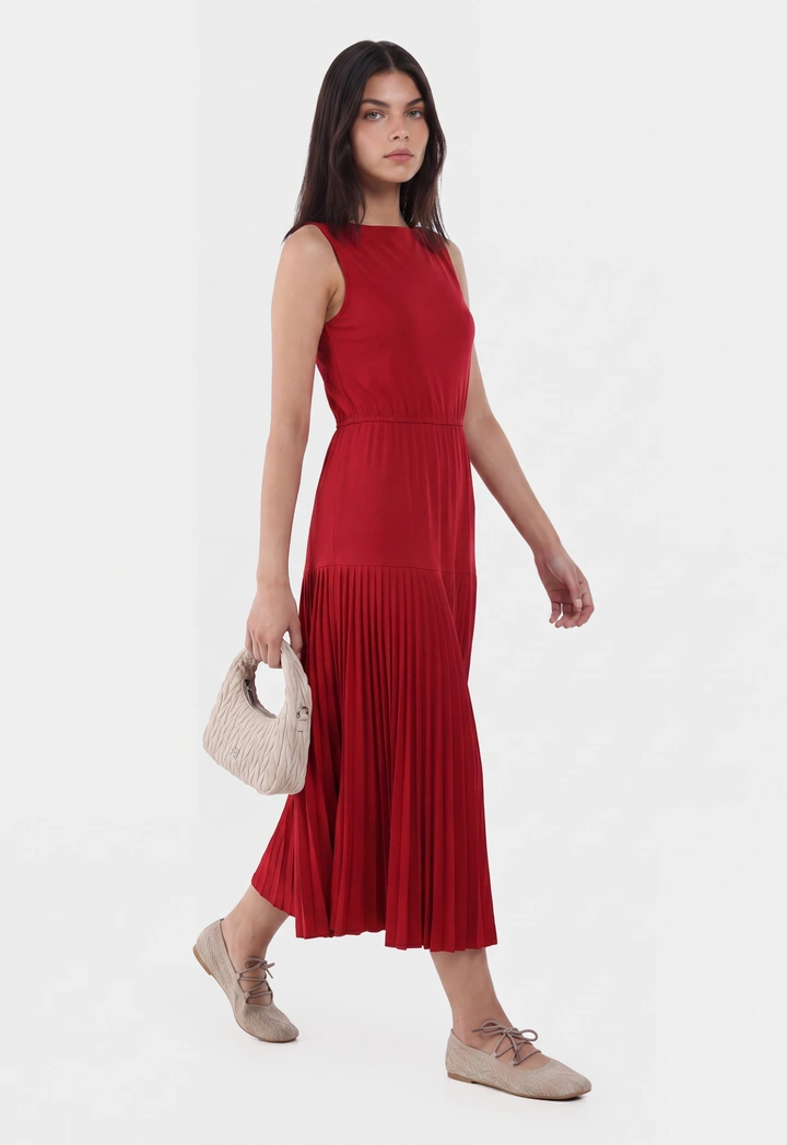 Pleated Flared Hem Knitted Dress