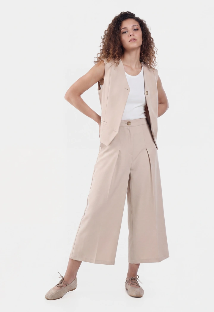 Front Pleated Wide Leg Trousers