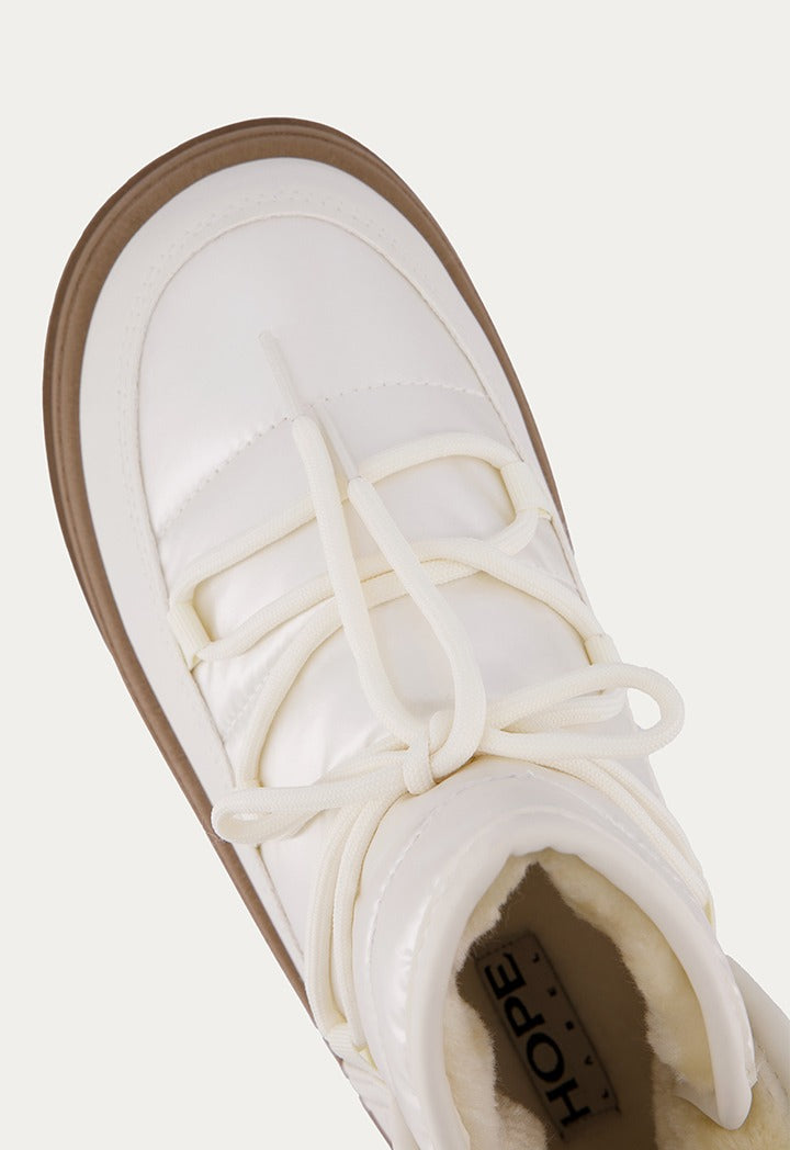 Quilted Snow Boots Off White